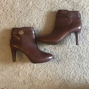 Tory Burch booties size 9
